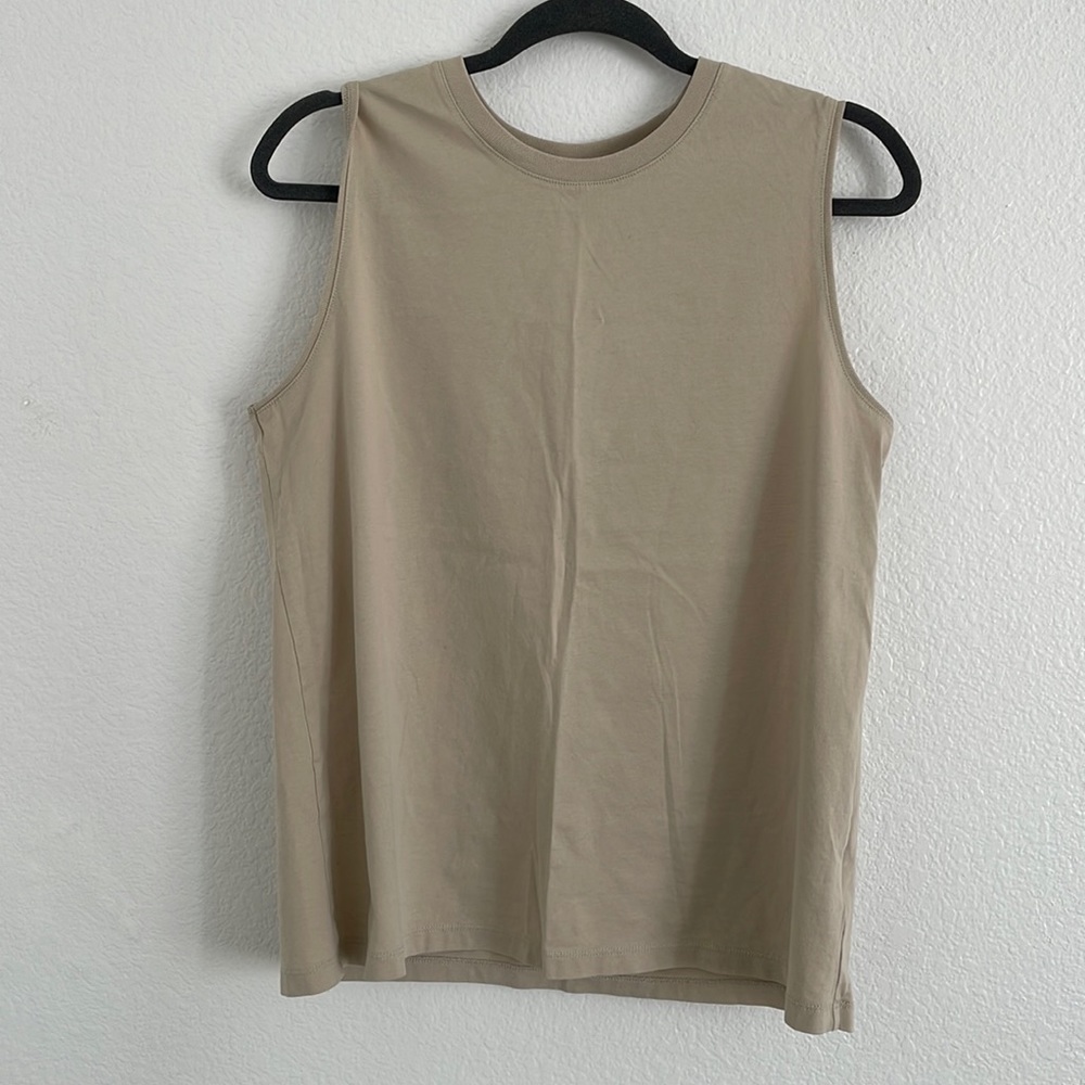 Uniqlo 100% Cotton Muscle Shirt